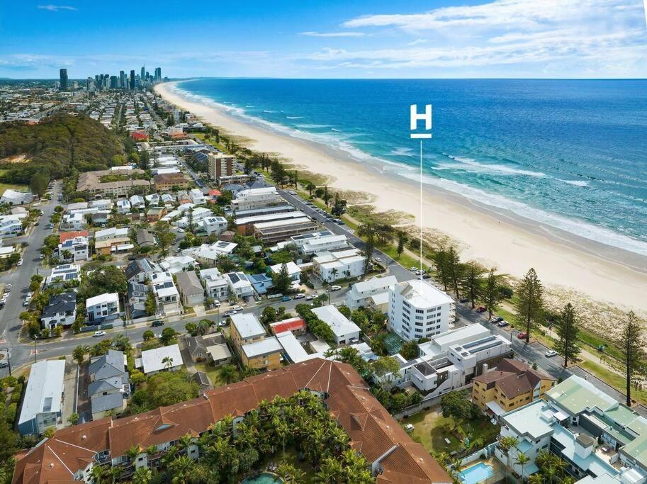 3 Bedroom Miami Oceanfront Paradise Apartment *