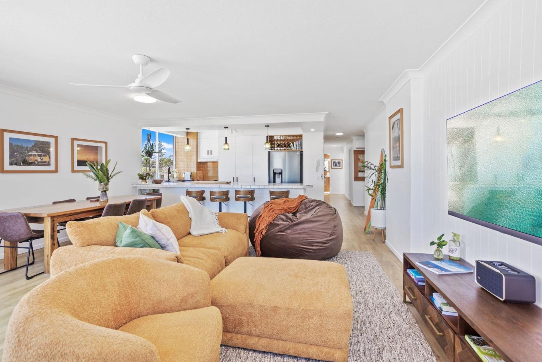 Apartment 3 Bedroom Miami Oceanfront Paradise